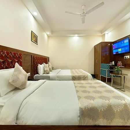 Hotel Emblem Suites- Near Delhi Airport New Delhi Eksteriør billede