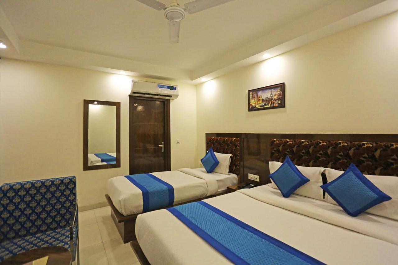 Hotel Emblem Suites- Near Delhi Airport New Delhi Eksteriør billede