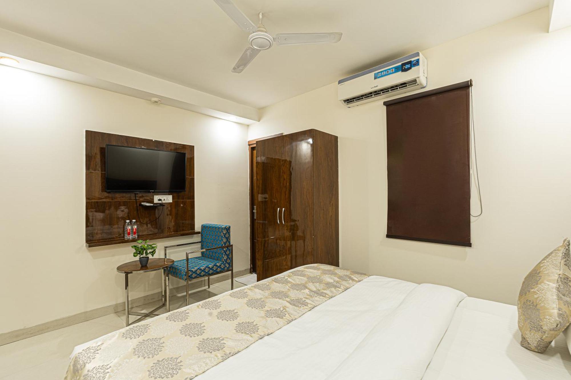 Hotel Emblem Suites- Near Delhi Airport New Delhi Eksteriør billede